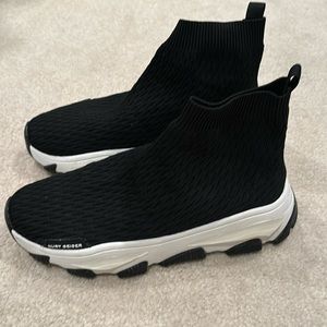 Kurt Geiger sock sneaker!